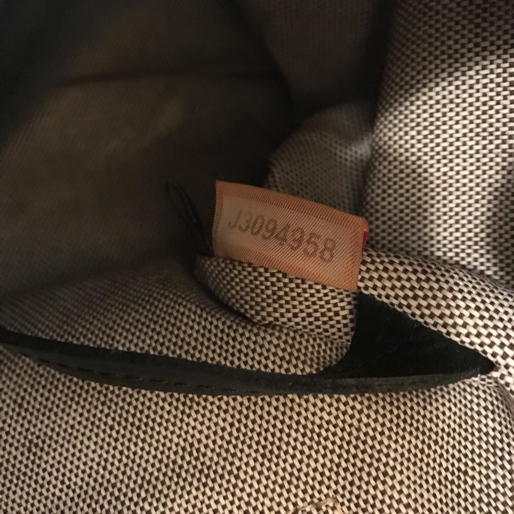 Dooney & Bourke Black leather bag NWOT. - Picture 6 of 6